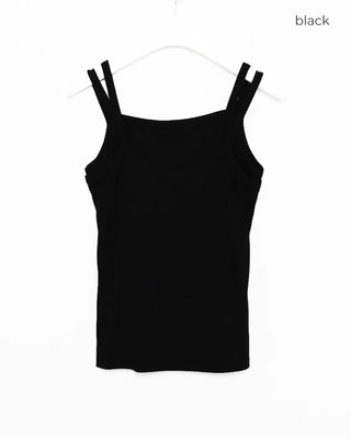 Layered sleeveless