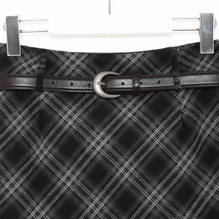 Checkered mini skirt