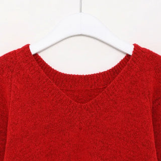 V-neck ribbed hem loose sweater