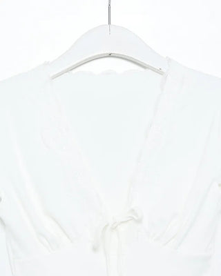 Lace V-neck strap gathered cap sleeve