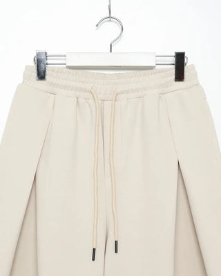 Balloon silhouette dart pants