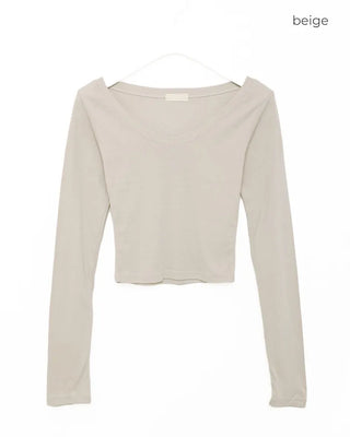 V-neck slim long T-shirt