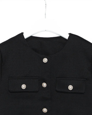 Collarless half-sleeve jacket