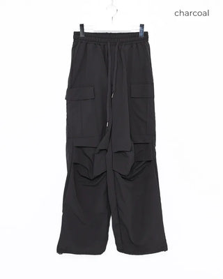 (Unisex) Wide Knee Tuck Cargo Pants
