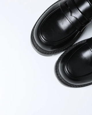 Round-toe penny loafers