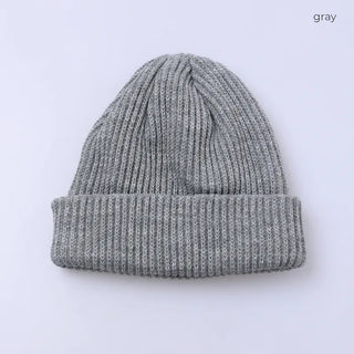 Basic color knit hat