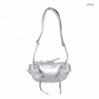 Zipper detail shoulder bag