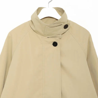 Voluminous flared short trench coat