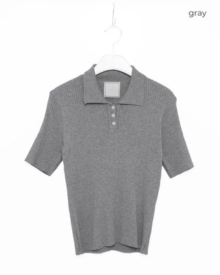 Short-sleeved knit polo shirt