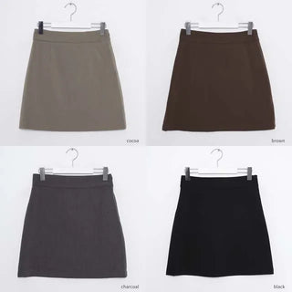 Basic mini skirt