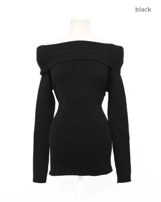 Off-shoulder knit