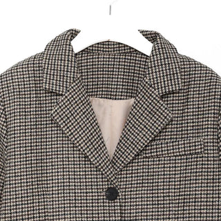 Button-up check jacket