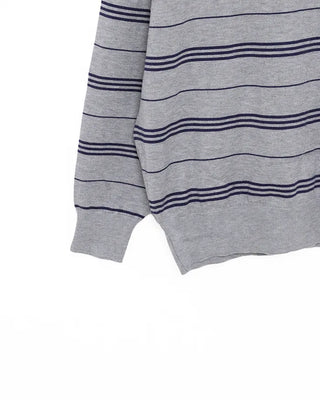 Loose-fitting color-border knit