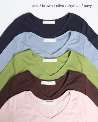 V-neck slim T-shirt