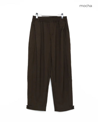 Classic pleated wide-leg pants
