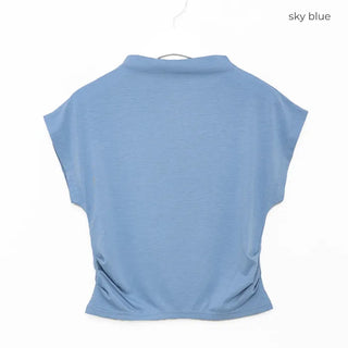 Off-neck compact T-shirt