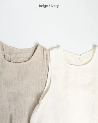 String pleated sleeveless long dress