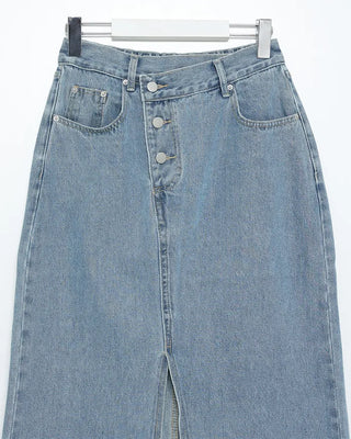 Asymmetrical 3-button denim long skirt