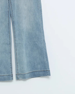 Lace pocket denim pants