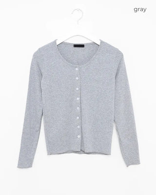 Round button cardigan