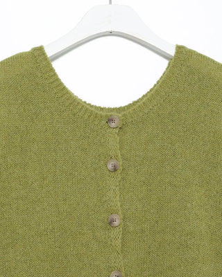 Round neck marble button knit vest