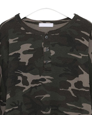 (Unisex) Camouflage Henley Neck Long T-Shirt