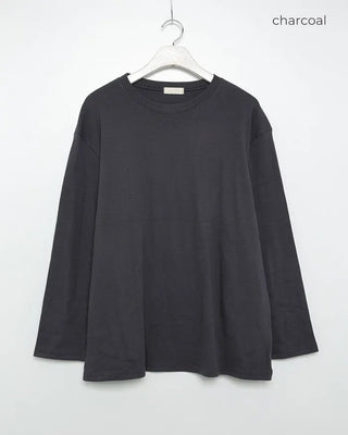 Basic long-sleeve T-shirt