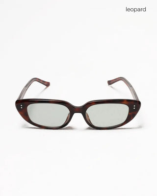 Trendy basic sunglasses