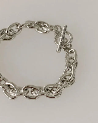 angle buckle chain bracelet
