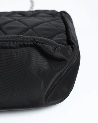 Quilted chain shoulder bag