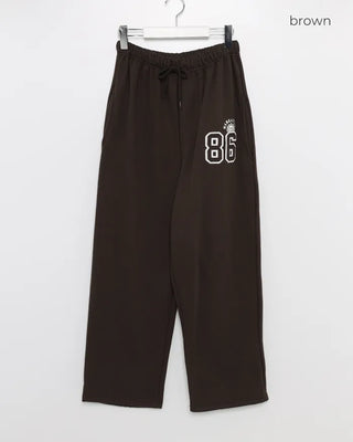 Number patch sweatpants