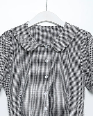 Stand-collar pleated short-sleeved blouse