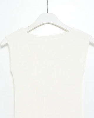 Simple ribbed boat neck sleeveless top