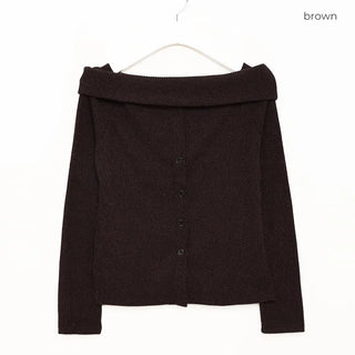Off-shoulder button knit