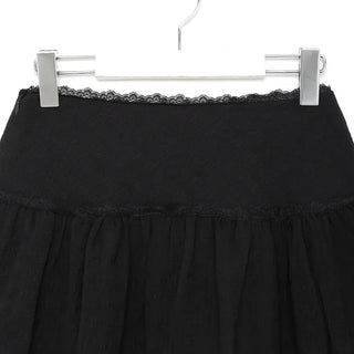 Lace mini skirt