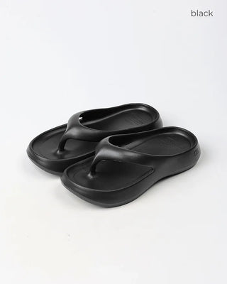 Round Bold Beach Sandals