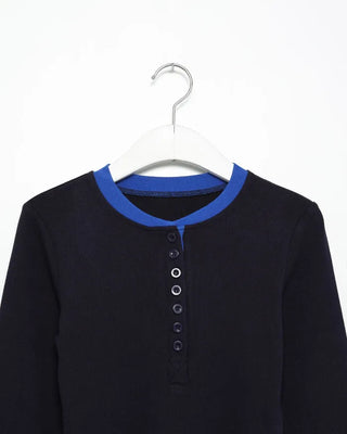 Color-layered button-up long-sleeve T-shirt