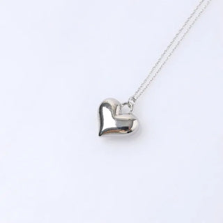 Heart pendant necklace