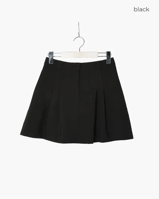Basic pleated mini skirt