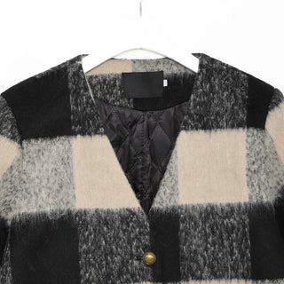 Knitted shawl set with checked jacket