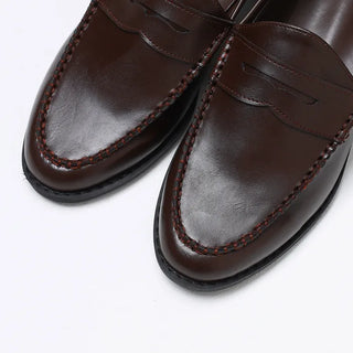 Classic basic loafers