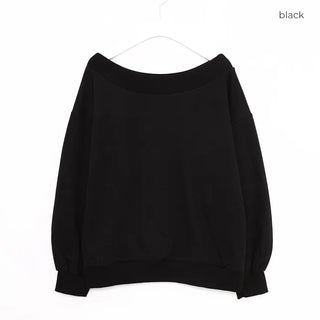 Off-shoulder sweatshirt