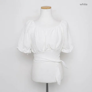 Back ribbon cropped blouse