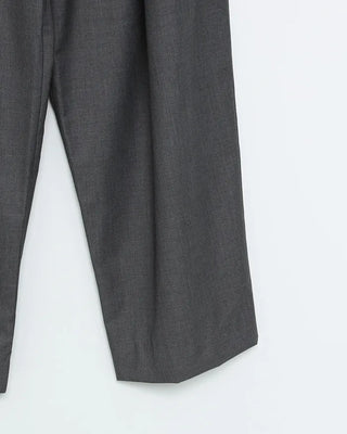Wide-leg slacks with inner hooks and pleats