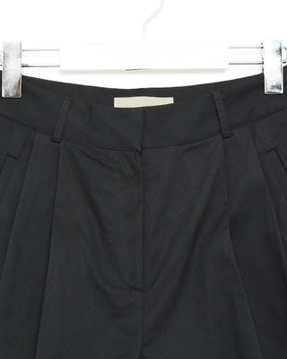 Basic pintuck cotton pants
