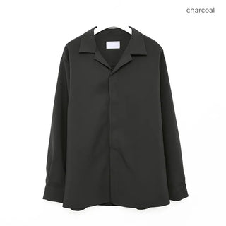 Hidden button open collar shirt