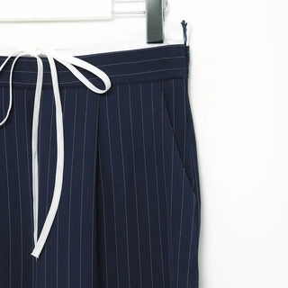 String stripe slacks