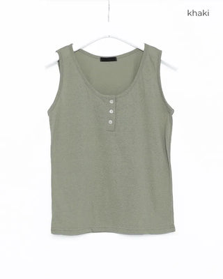 Button-point sleeveless top