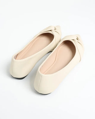 Front gathered pointed toe