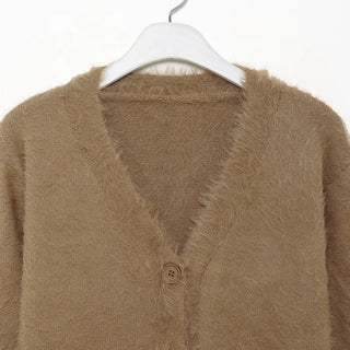Loose-fit V-neck knit cardigan